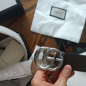 Men's Gucci signature stripe belt